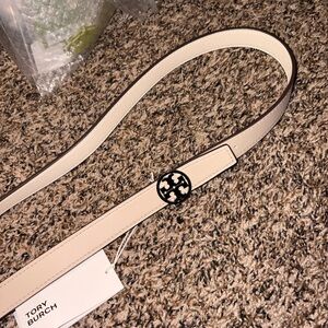 Tory Burch Cream Leather silver Logo Belt